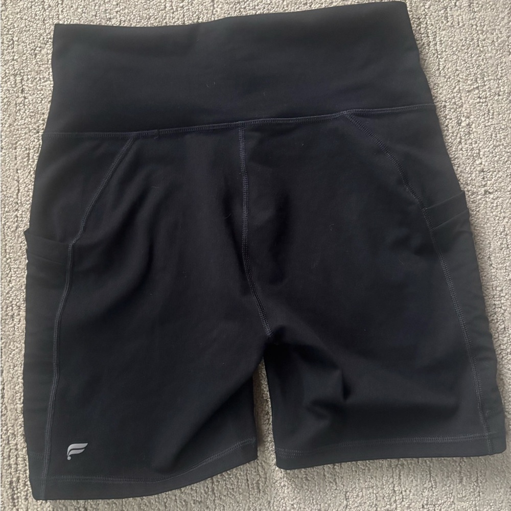 Fabletics Black Athletic Shorts Power hold High-Rise Moisture-Wicking size Small